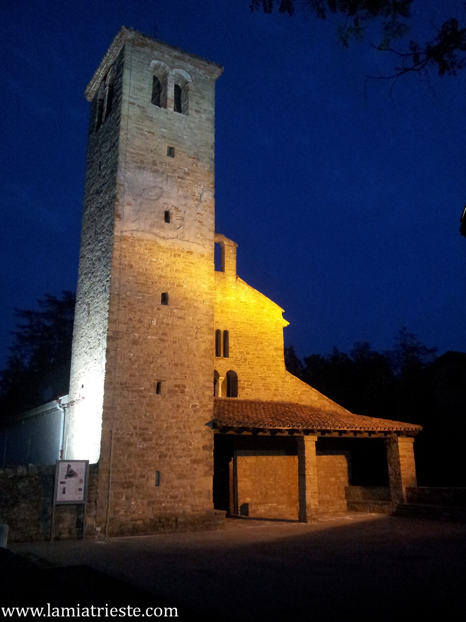 Chiesa di Muggia Vecchia (Santa Maria Assunta) La mia Trieste